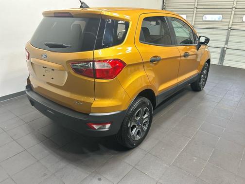 Luxe Yellow 2021 Ford EcoSport S