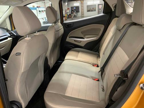 Luxe Yellow 2021 Ford EcoSport S