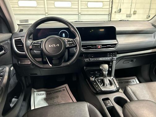 Steel Gray 2024 Kia Seltos SX Turbo
