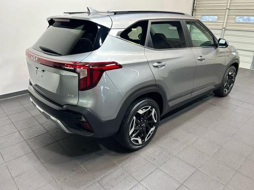 Steel Gray 2024 Kia Seltos SX Turbo