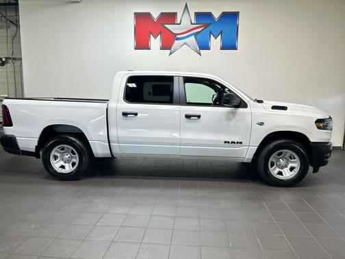 Bright White Clearcoat 2026 RAM 1500 Tradesman
