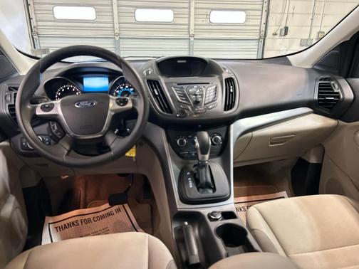 Magnetic 2016 Ford Escape SE