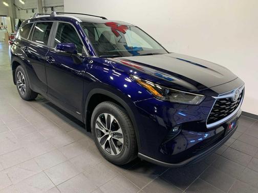 2026 Toyota Highlander Hybrid XLE