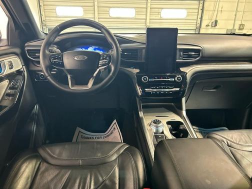 Carbonized Gray Metallic 2023 Ford Explorer Platinum