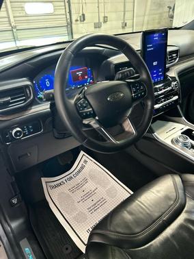 Carbonized Gray Metallic 2023 Ford Explorer Platinum