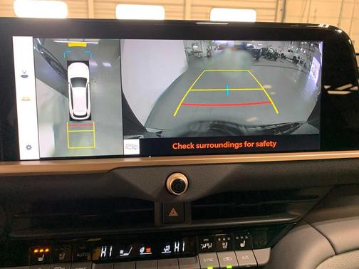 2025 Toyota Crown Signia Limited