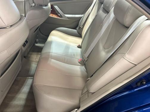 Blue Ribbon Metallic 2009 Toyota Camry XLE