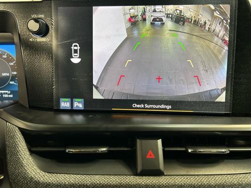 CRYSTAL WHITE 2026 Subaru Outback Limited