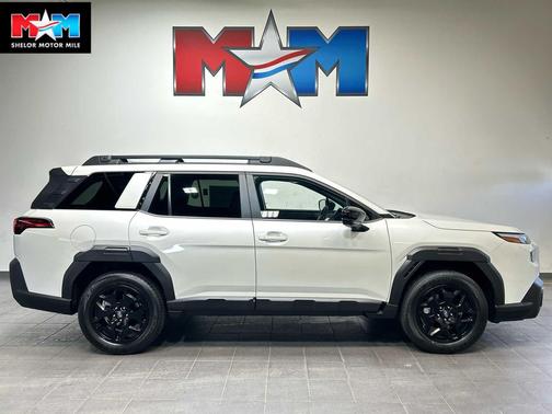 CRYSTAL WHITE 2026 Subaru Outback Limited