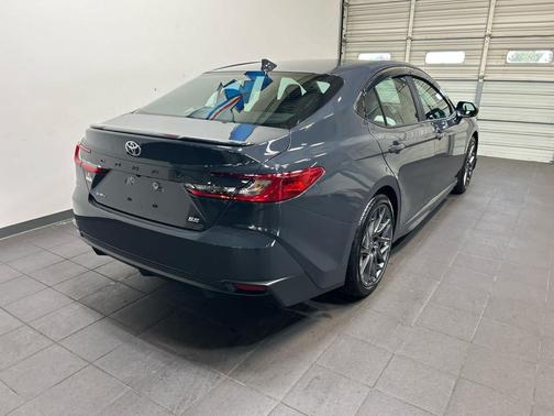 Underground 2026 Toyota Camry SE
