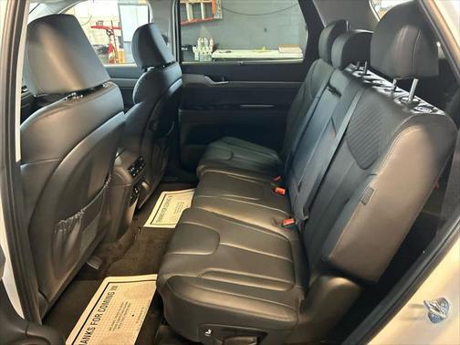 2025 Hyundai PALISADE SEL Premium