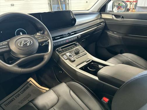 2025 Hyundai PALISADE SEL Premium