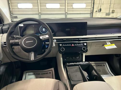 Ecotronic Gray 2026 Hyundai TUCSON Limited
