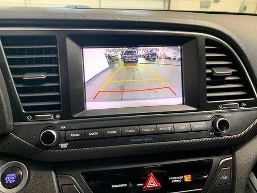 2018 Hyundai ELANTRA Sport