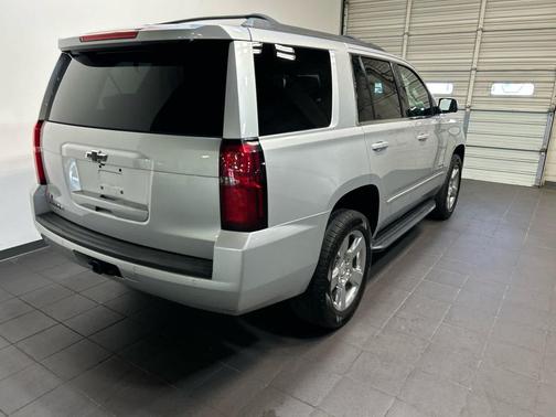 Silver Ice Metallic 2018 Chevrolet Tahoe LS