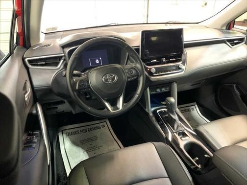 2023 Toyota Corolla Cross XLE