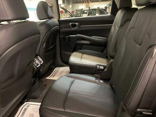 2025 Kia Sorento Hybrid EX
