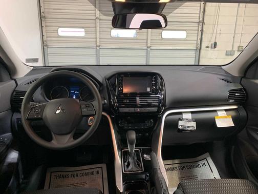 2025 Mitsubishi Eclipse Cross ES