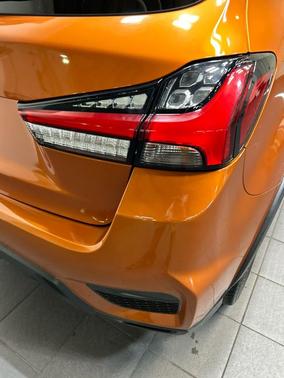 Sunshine Orange Metallic 2021 Mitsubishi Outlander Sport 2.0 ES