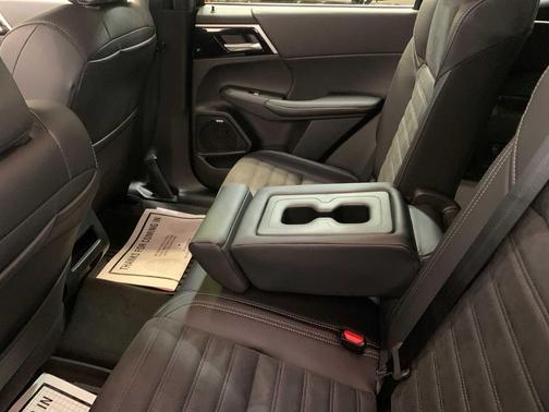 2026 Mitsubishi Outlander SE 2.5 S-AWC