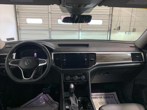 2023 Volkswagen Atlas 2.0T SEL