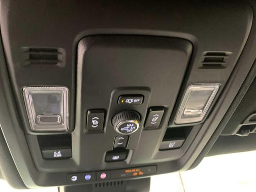 2025 Chevrolet Tahoe 4WD RST