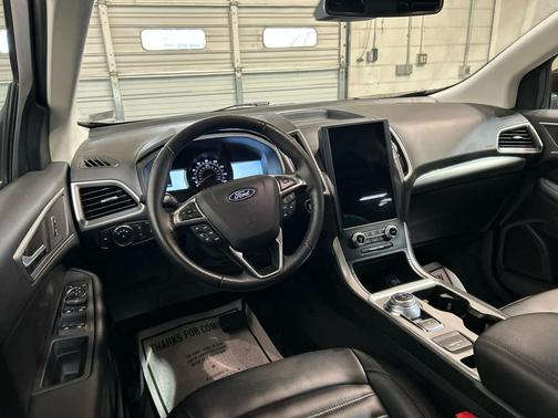 Burgundy Velvet Metallic Tinted Clearcoat 2022 Ford Edge SEL