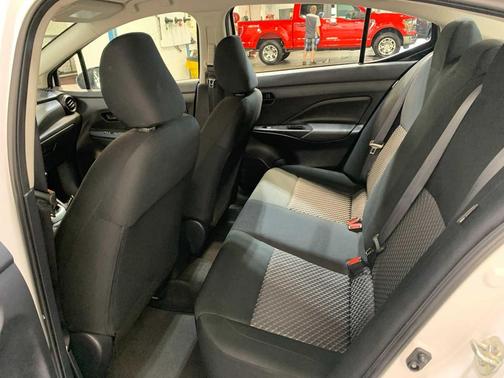 2024 Nissan Versa 1.6 S