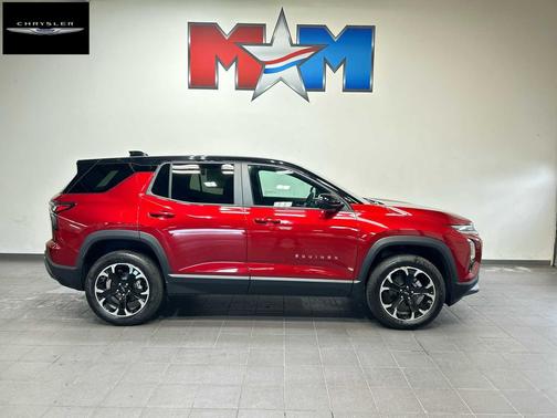 Radiant Red Tintcoat 2027 Chevrolet Equinox 1LT
