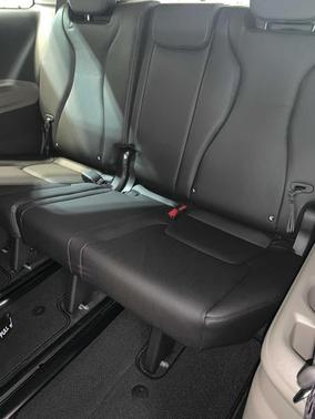 DEEP CHROME BLU 2026 Kia Carnival LXS