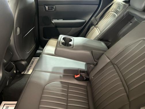 Terrain Brown 2027 Kia Seltos X-Line S