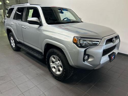 Classic Silver Metallic 2014 Toyota 4Runner SR5