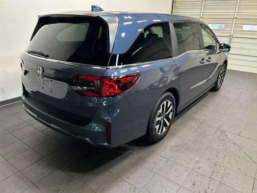 Smoke Blue Pearl 2026 Honda Odyssey EX-L