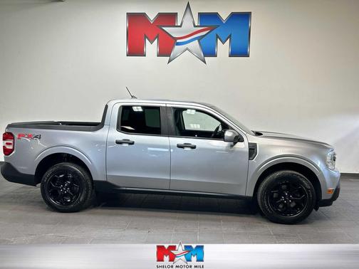 Iconic Silver Metallic 2022 Ford Maverick XLT