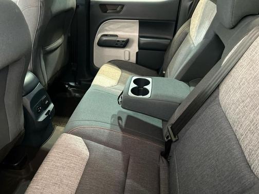 Iconic Silver Metallic 2022 Ford Maverick XLT