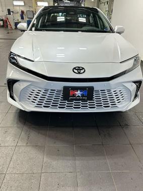 Wind Chill Pearl 2026 Toyota Camry XSE