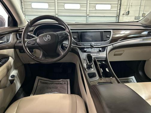 Pepperdust Metallic 2017 Buick LaCrosse Preferred