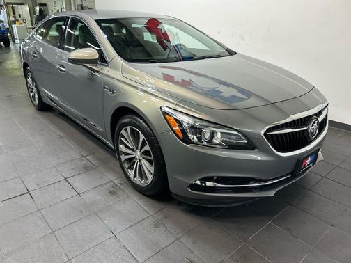 Pepperdust Metallic 2017 Buick LaCrosse Preferred