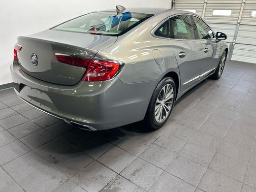 Pepperdust Metallic 2017 Buick LaCrosse Preferred