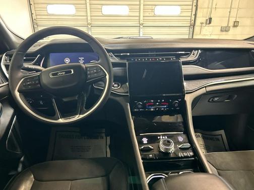 Baltic Gray Metallic Clearcoat 2023 Jeep Grand Cherokee 4xe Trailhawk
