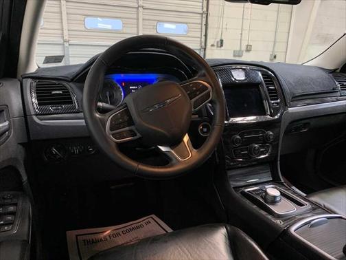 2022 Chrysler 300 Touring