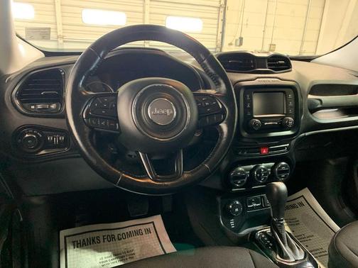 2017 Jeep Renegade Altitude
