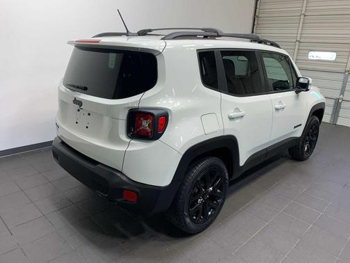 2017 Jeep Renegade Altitude