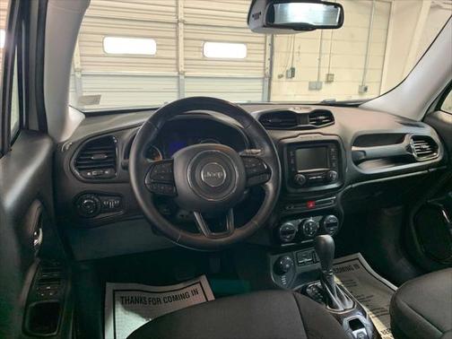 2017 Jeep Renegade Altitude