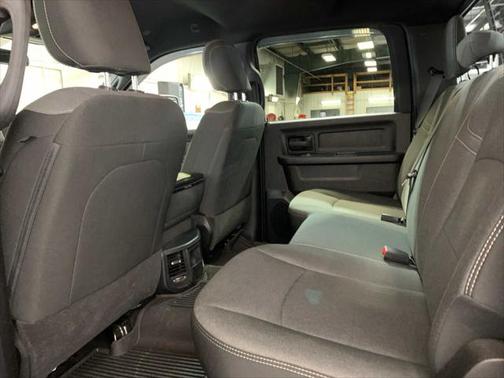 2023 RAM 2500 Tradesman Crew Cab 4x4 6'4' Box