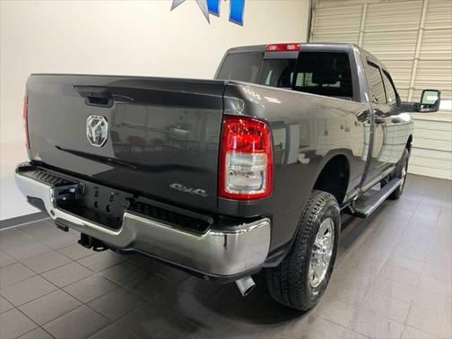 2023 RAM 2500 Tradesman Crew Cab 4x4 6'4' Box