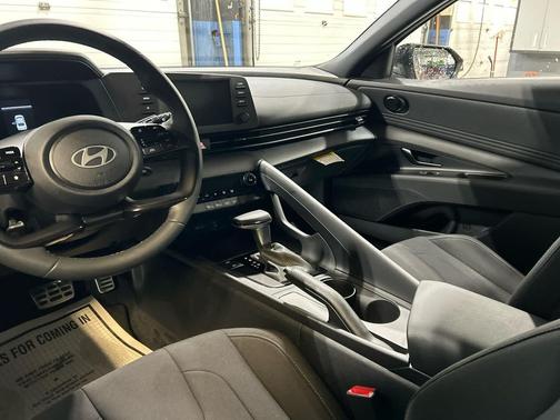 2026 Hyundai ELANTRA Sport