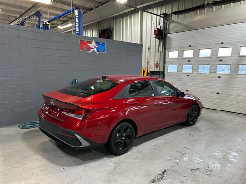 2026 Hyundai ELANTRA Sport