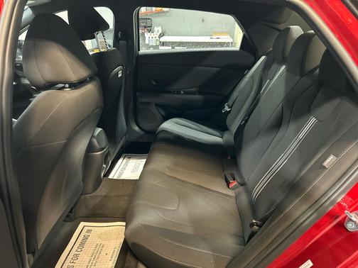 2026 Hyundai ELANTRA Sport