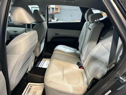 2026 Hyundai TUCSON Hybrid Blue SE